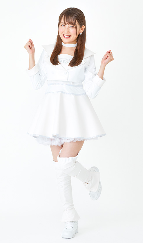 ���@����